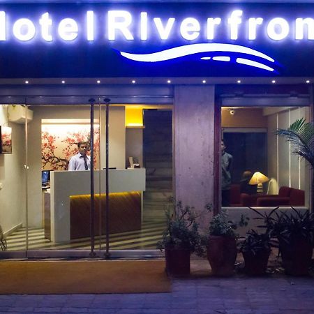 Hotel Riverfront Ahmadábád Exteriér fotografie
